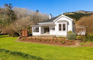 143 Marsden Valley Road, Stoke