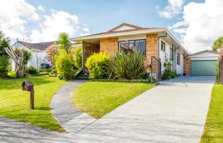 14 Delaware Grove, Totara Park