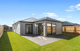 32 Buxus Way, ROLLESTON