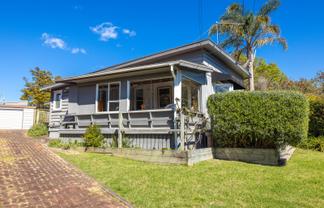 14 Jellicoe Parade, Surfdale