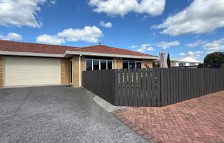 1434D Cameron Road, Greerton