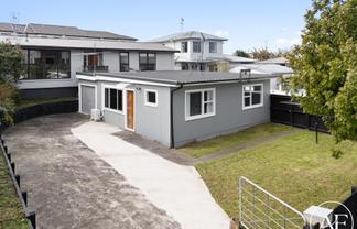 1/116 Beaumonts Way, Manurewa