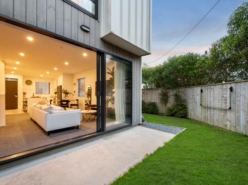 50 Friend Street, Karori