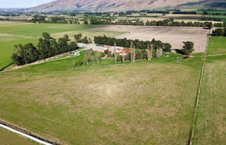 6648 Hyde-Middlemarch Road, Middlemarch