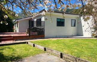 16 Robinson Road, The Brook