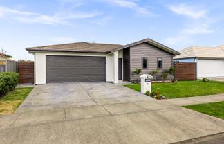 4 Drake Crescent, Awatoto