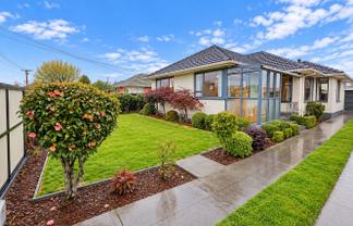 31 Vardon Crescent, Shirley