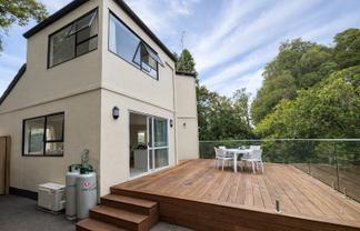 4/11 Waratah Street, Birkenhead