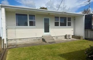 2/15a Holsworthy Road, Lower Vogeltown