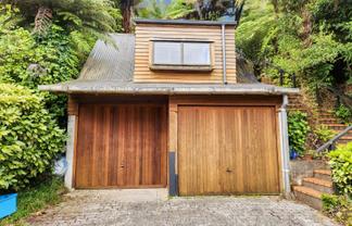 9 Euclid Grove, Kelson
