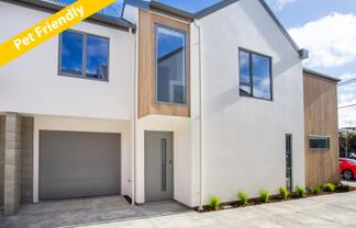 1/76 Harman Street , Addington