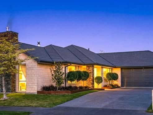 5 Carradale Avenue, Broomfield