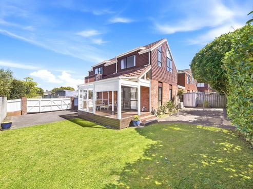 1/23 Dominion Street, Takapuna