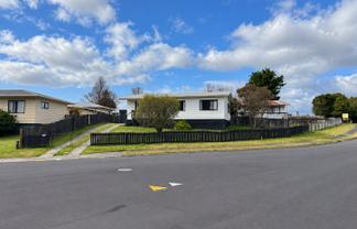 B/19 Grayson Ave, Mangakakahi