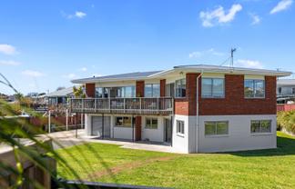 4 Margaret Road, Bellevue