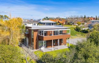 10 Bedford Terrace, Waipukurau