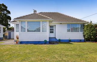 8 Essex, Stratford