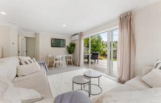 2/64 Mckenzie Avenue, Arkles Bay