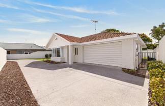 7 Reef Avenue, Papamoa Beach