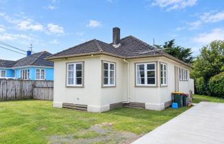 118 Reynolds Street, Taita