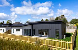 b/9 Galbraith Street, Ngaruawahia