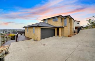 21 Kirikiri Drive, Papakura