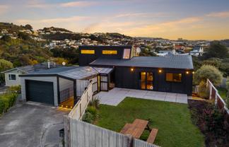7 Ayr Place, Papakowhai
