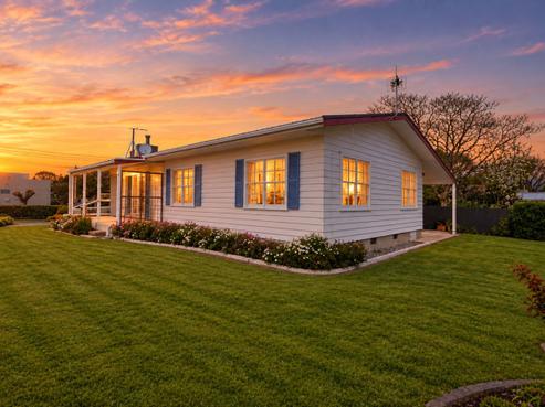 16 Hogg Crescent, Masterton