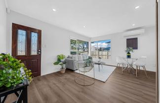2/6 Roseburn Place, Pakuranga