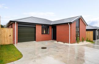 2/42 Balmerino Crescent, Pukete