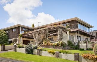 212 Reservoir Road, Thames
