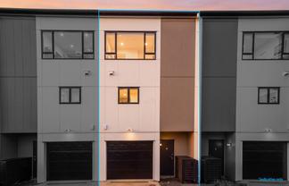 3/21 Erima Avenue, Point England
