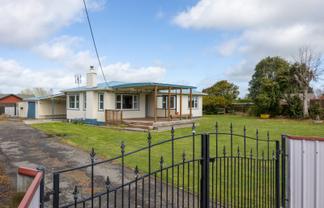 5 Reid Line West, Feilding