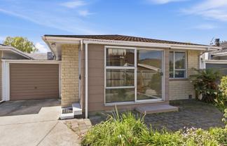 3/6 Lane Street, Woolston