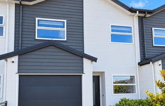 8 Torea Place, Porirua