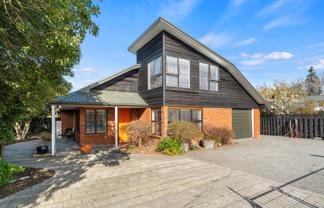 10A Opaki Road, Lansdowne