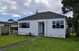 83 Brooklands Road, Brooklands