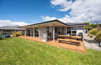 75 Mapua Drive, Mapua