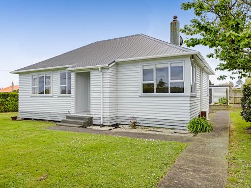 65 Domett Street, Opunake