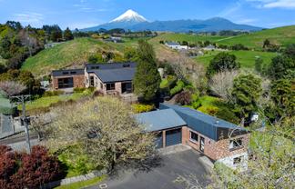 596 Carrington Road, Hurworth