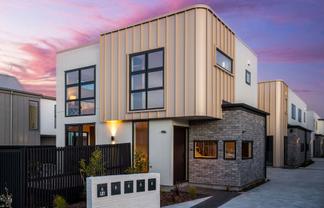 1/96 Innes Road, Saint Albans