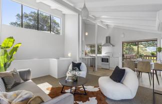 1/18, 2/18 Glen Vista Road, Bayview
