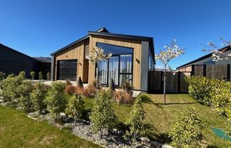 8 Bragato Way, Cromwell