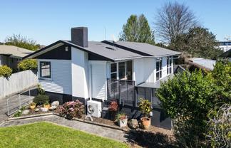 27 Joanna Place, Deanwell