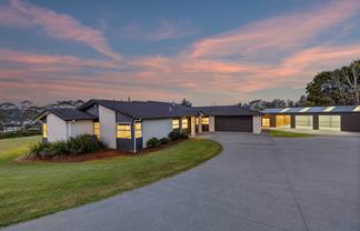 33 O'Neills Road, Swanson