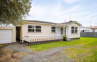 209 Clyde Street, Hamilton East