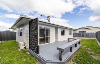 2/66 Bledisloe Road, Maraenui
