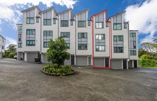 76 Norwood Drive, Flat Bush