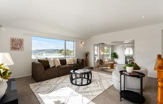 2B Kerr Grove, Johnsonville