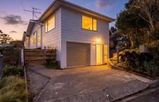 2B Kerr Grove, Johnsonville